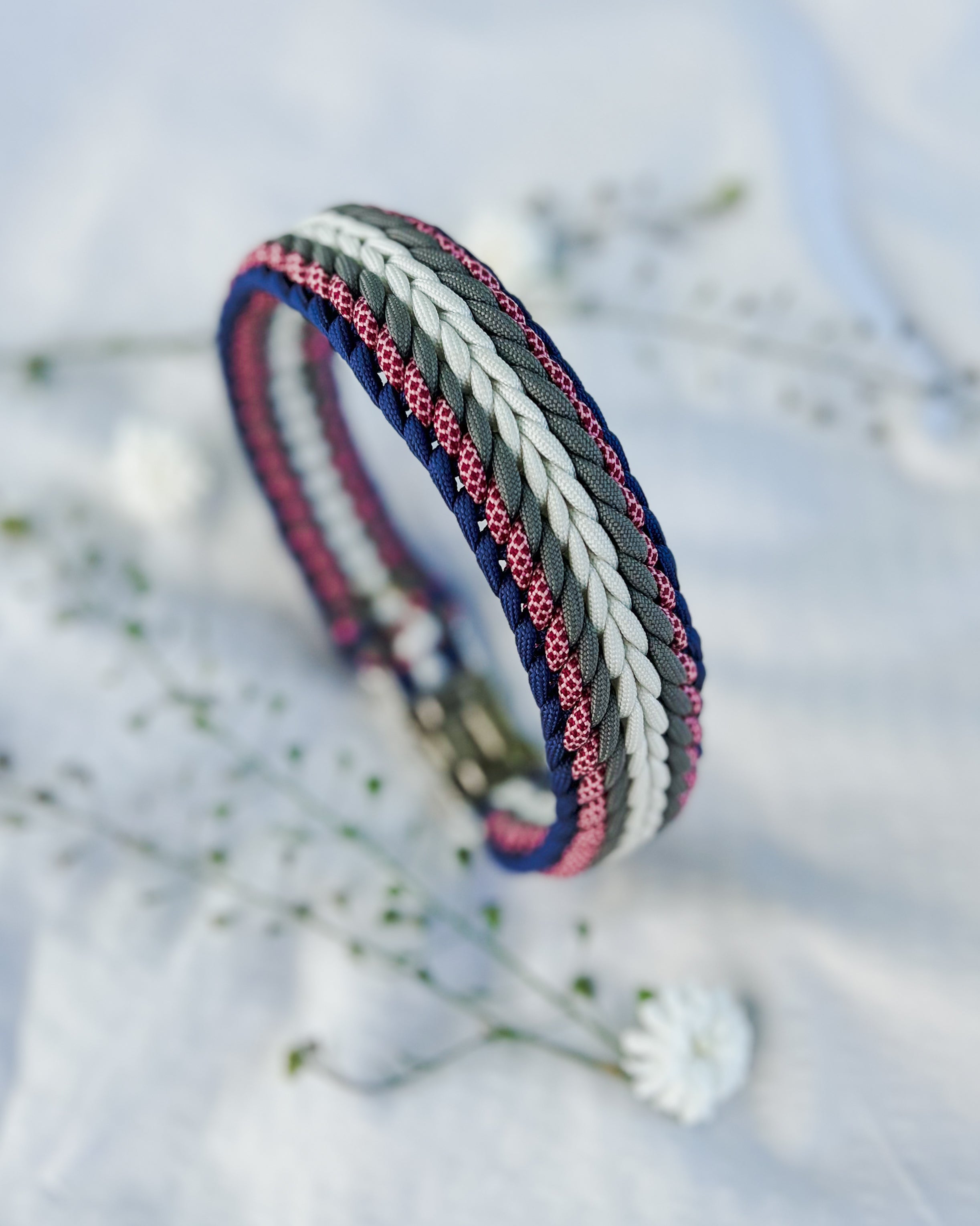 Paracordhalsbånd – elvebredde