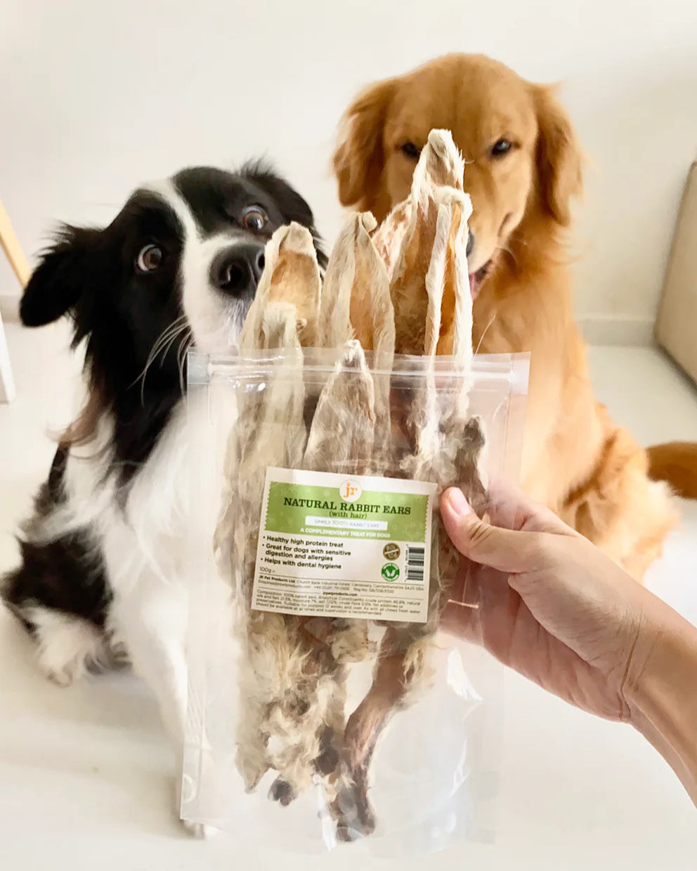 JR - kaninører med pels 100g