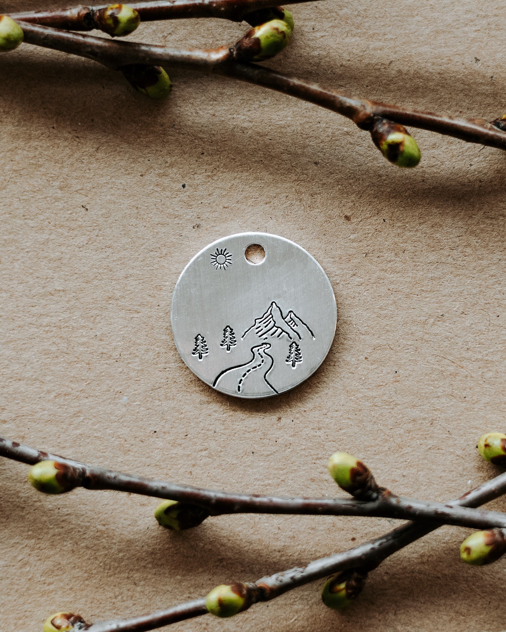 Id-brikke sirkel - landskap - Eras Design