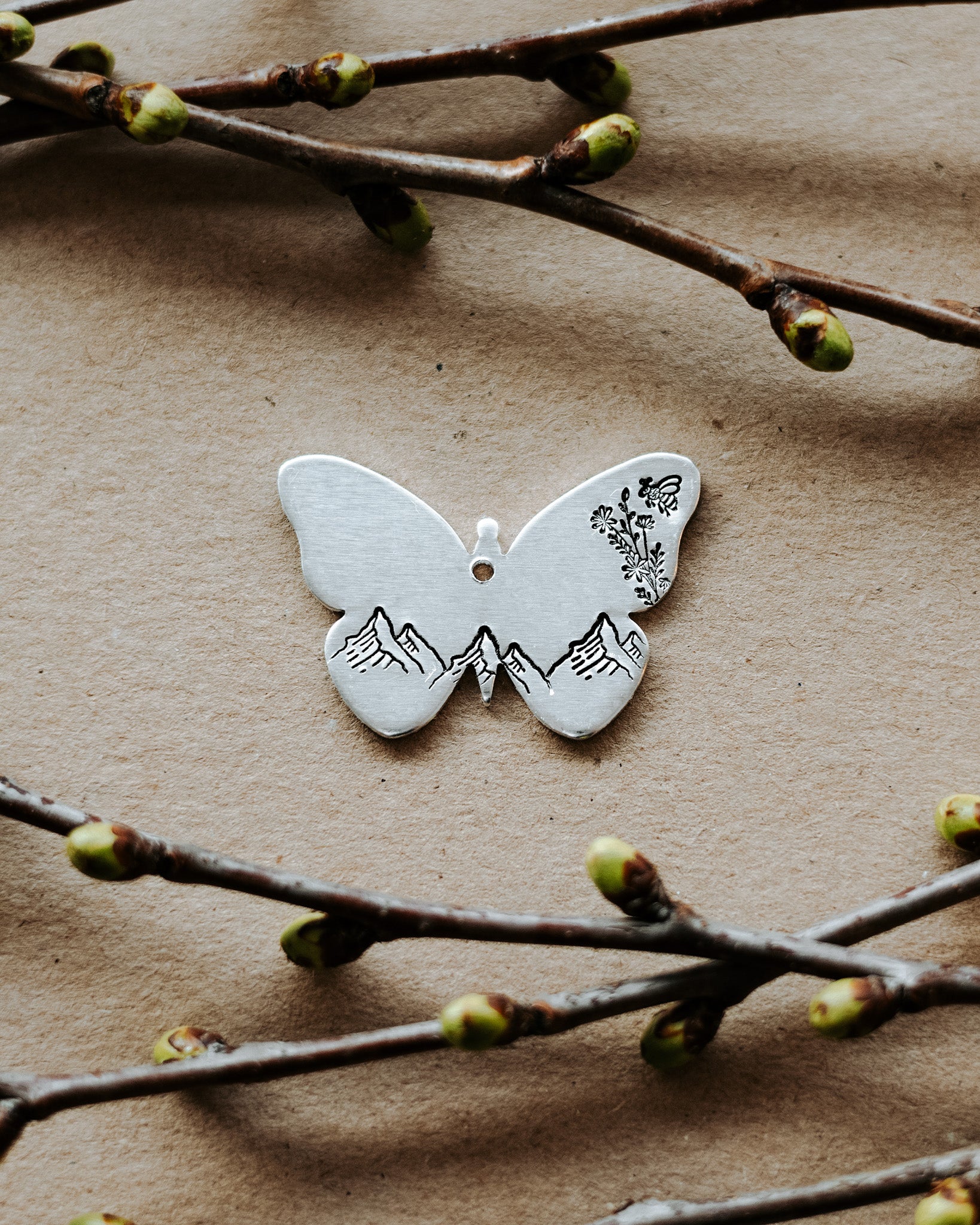 Id-brikke sommerfugl - bie - Eras Design